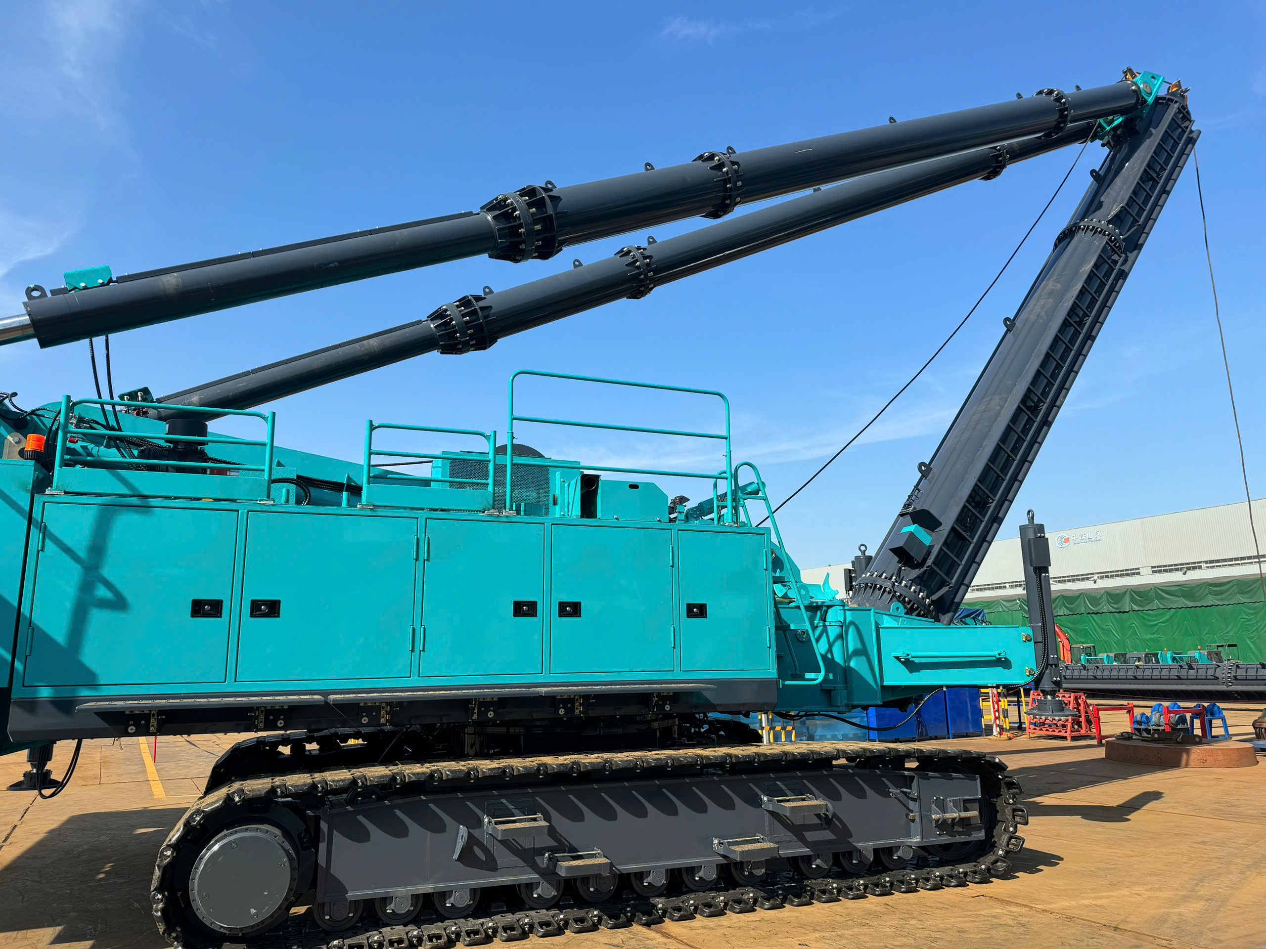 Máy Khoan Cọc Xi Măng Đất Sunward